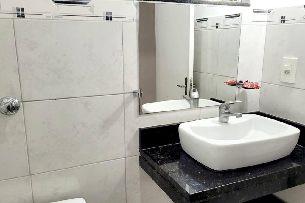 Apartamento Copacabana 2 Quartos 2 Banheiros Garagem Ріо-де-Жанейро Екстер'єр фото